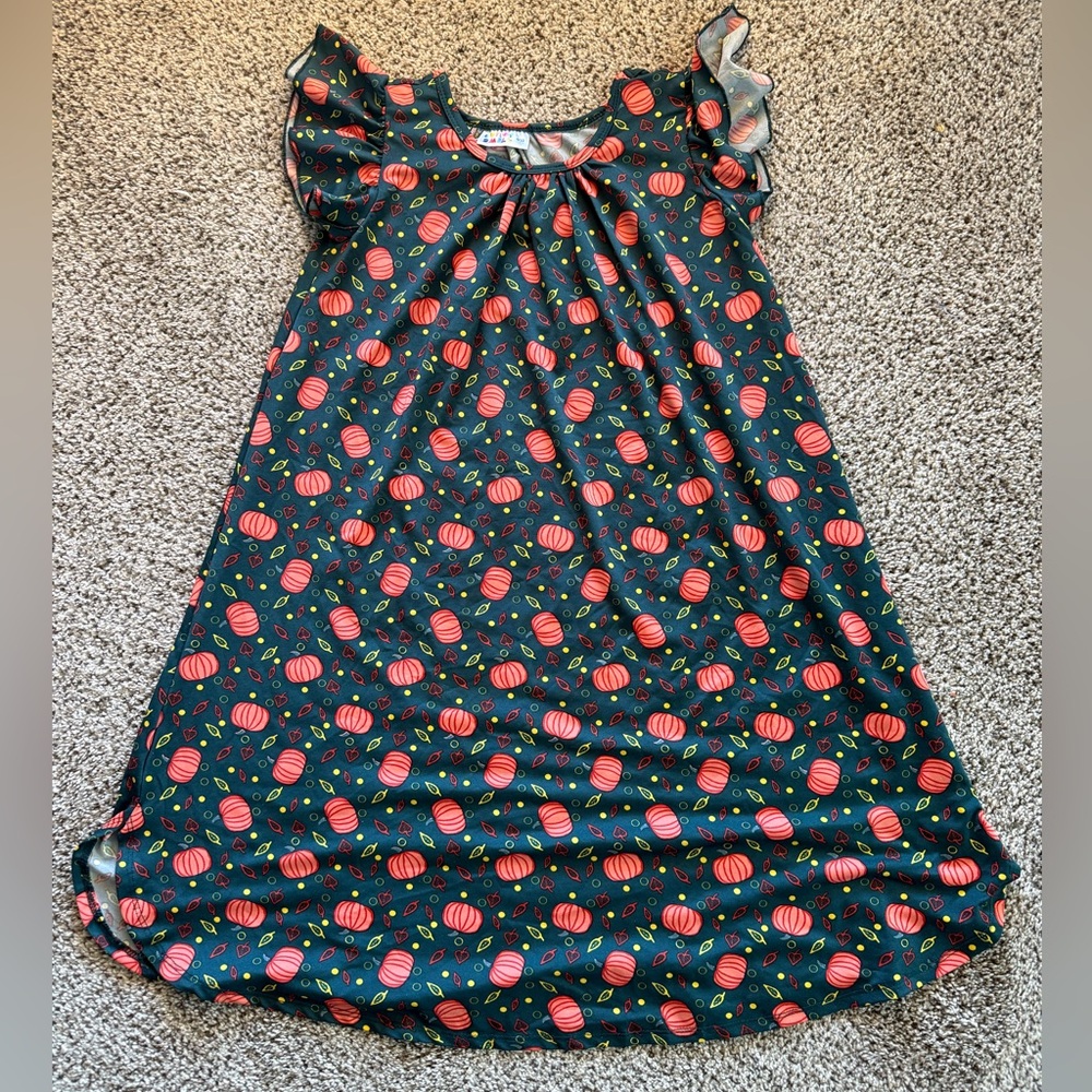 Dot Dot Smile Kids Dress - Dark green with pumpkins. Slinky material